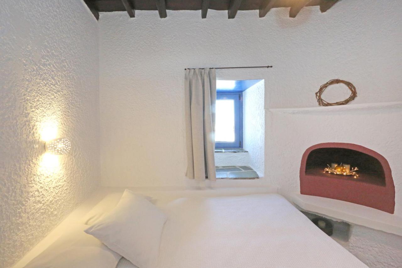 Le Petit Chateau Ano Syros Eksteriør billede
