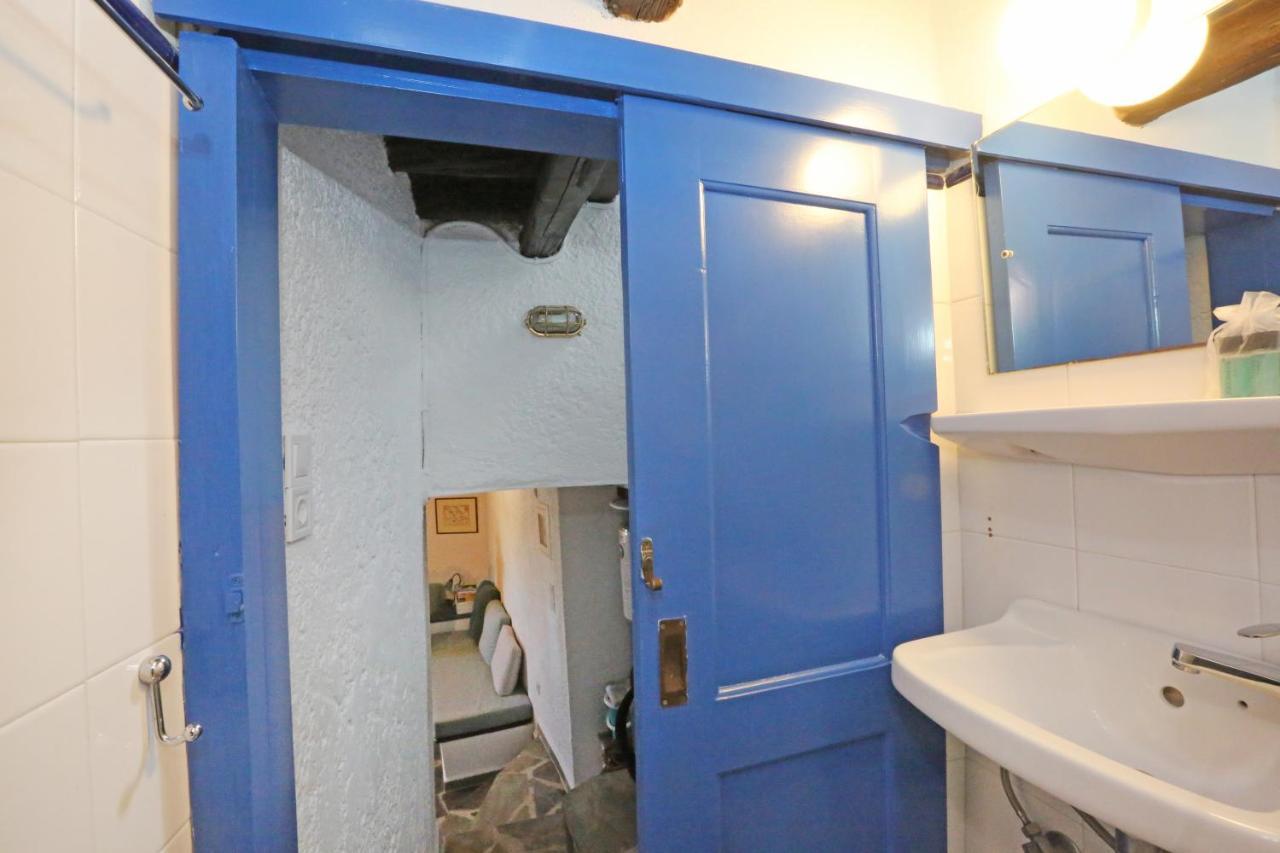 Le Petit Chateau Ano Syros Eksteriør billede