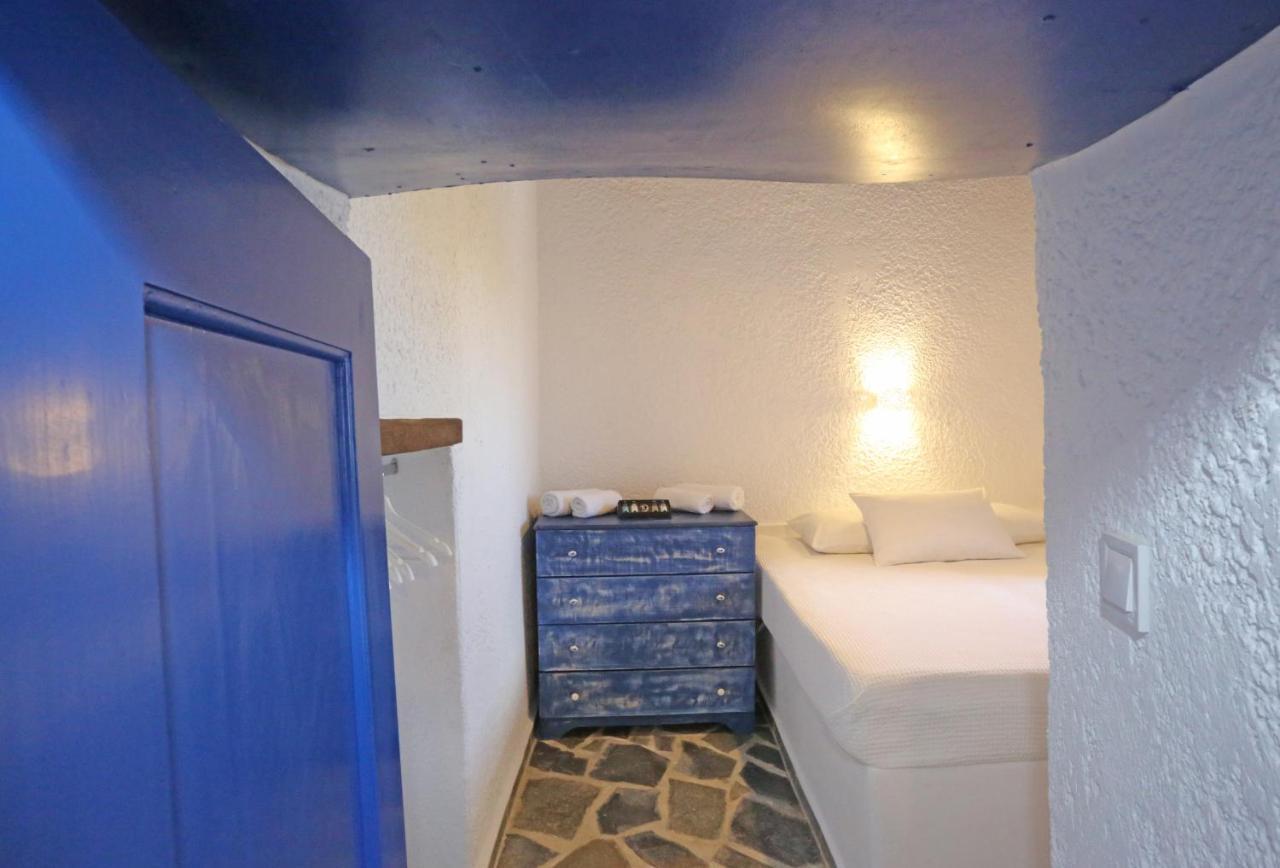 Le Petit Chateau Ano Syros Eksteriør billede