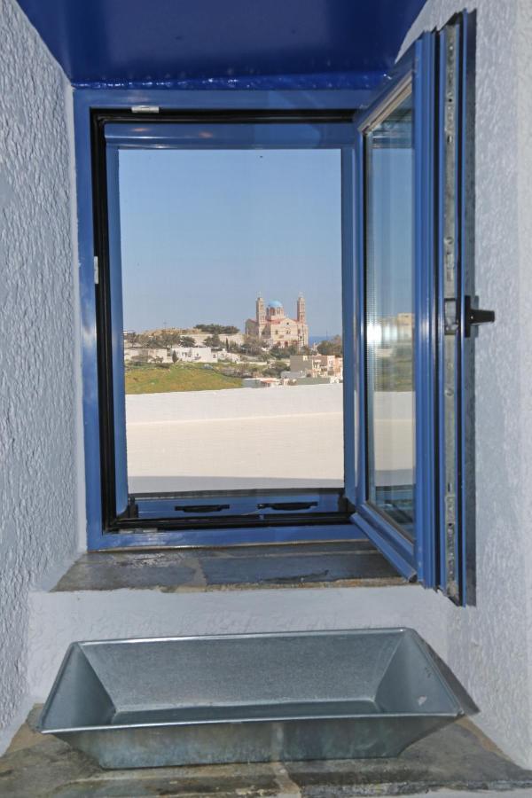 Le Petit Chateau Ano Syros Eksteriør billede